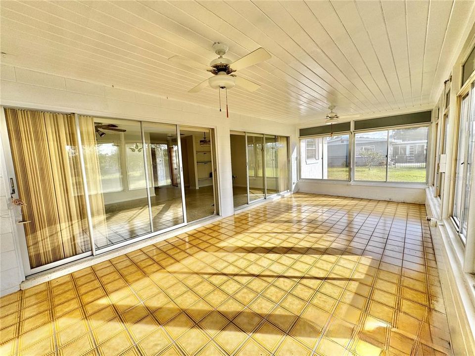 For Sale: $369,000 (3 beds, 2 baths, 1776 Square Feet)