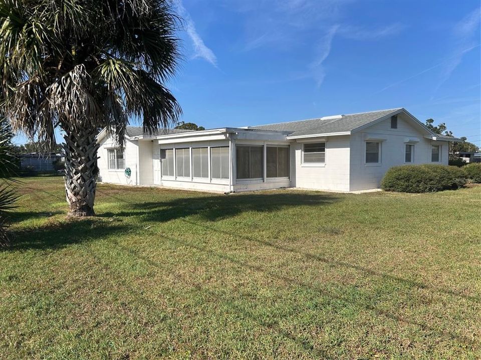 For Sale: $369,000 (3 beds, 2 baths, 1776 Square Feet)