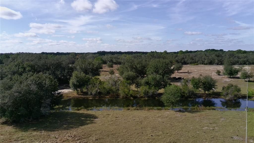 待售: $855,000 (24.92 acres)