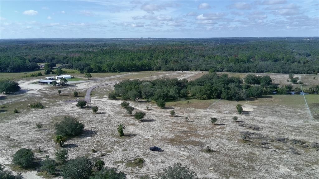 待售: $855,000 (24.92 acres)