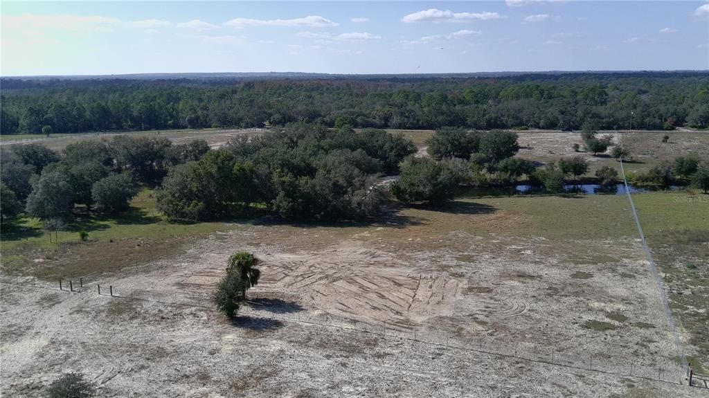 待售: $615,000 (19.92 acres)