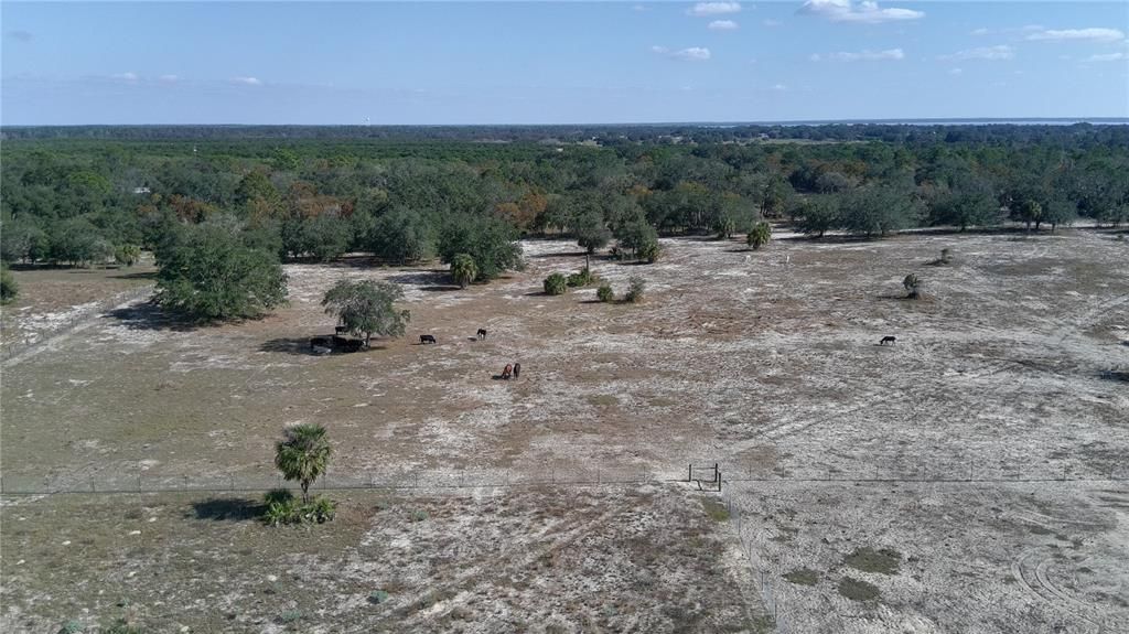 待售: $615,000 (19.92 acres)