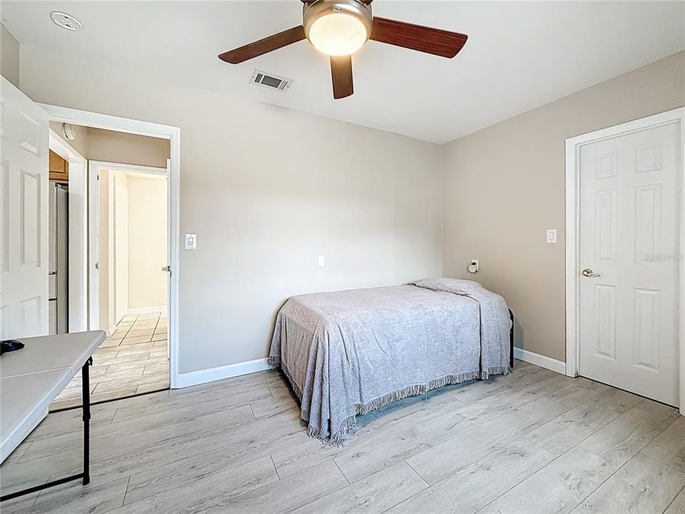 For Sale: $600,000 (6 beds, 3 baths, 2722 Square Feet)