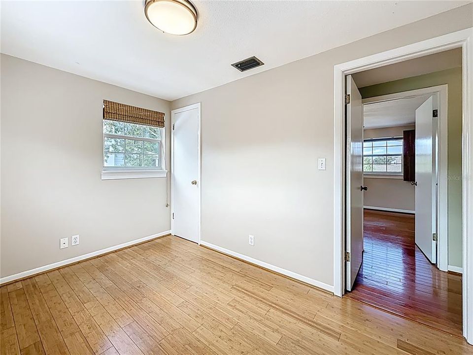 For Sale: $600,000 (6 beds, 3 baths, 2722 Square Feet)