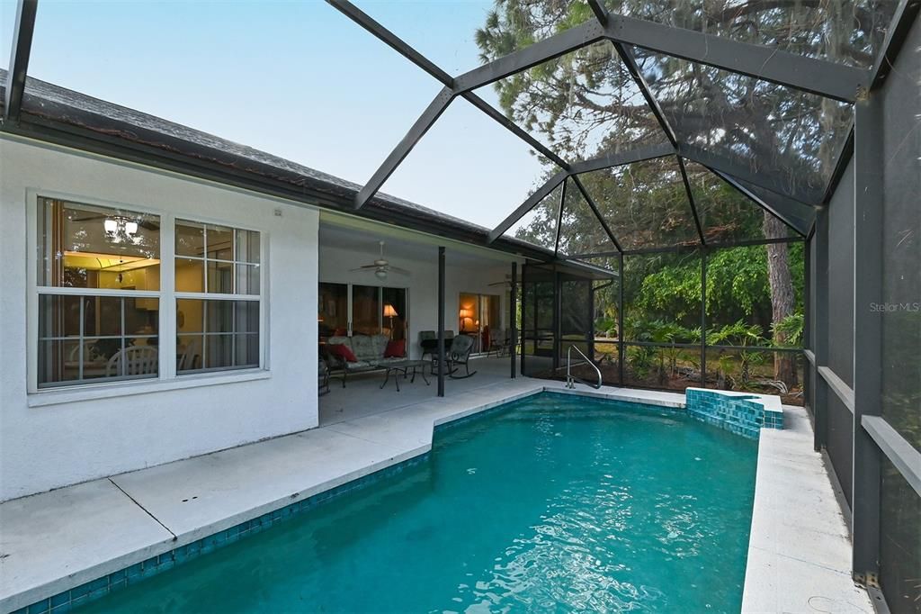 出租: $3,000 (3 贝兹, 2 浴室, 1905 平方英尺)