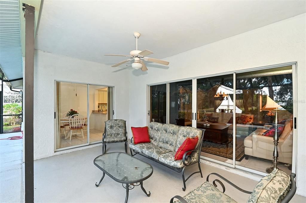 出租: $3,000 (3 贝兹, 2 浴室, 1905 平方英尺)