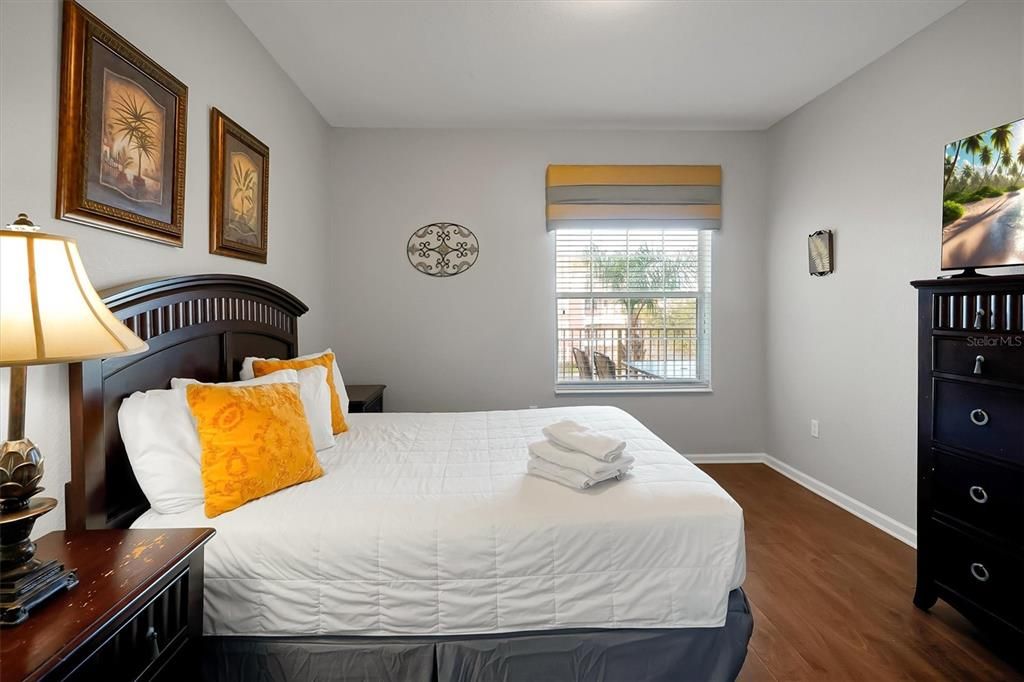 En Venta: $625,000 (3 camas, 2 baños, 2001 Pies cuadrados)