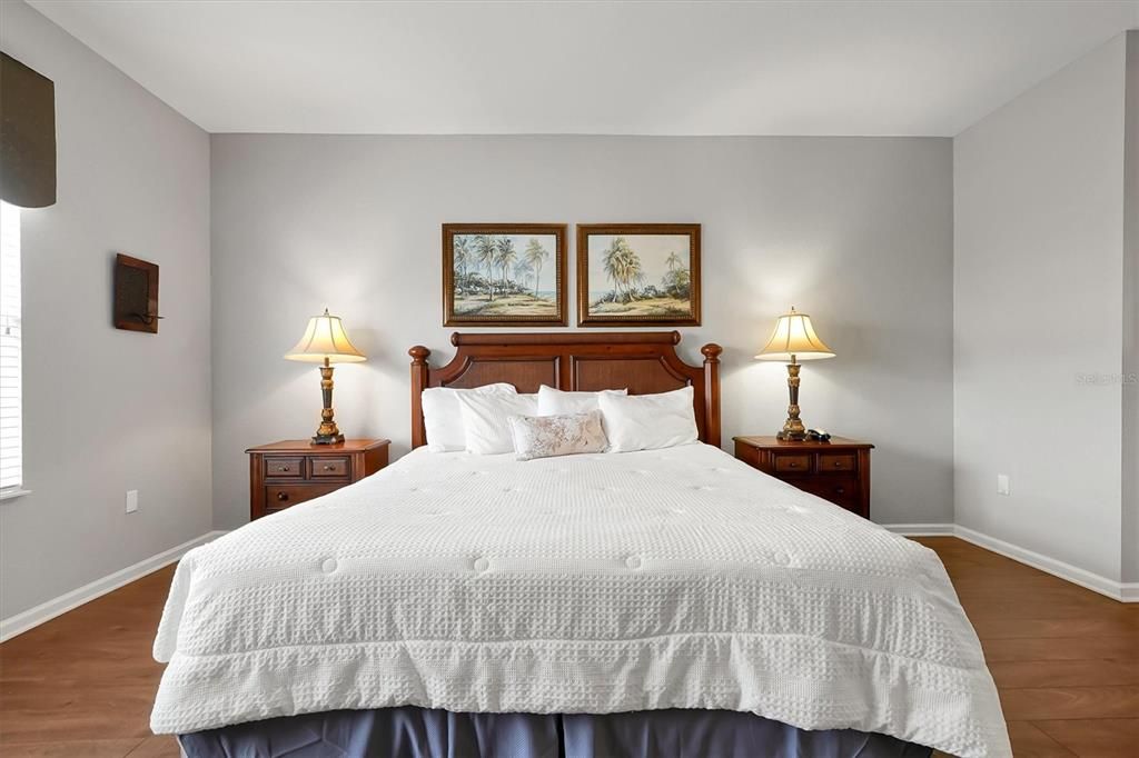 En Venta: $625,000 (3 camas, 2 baños, 2001 Pies cuadrados)