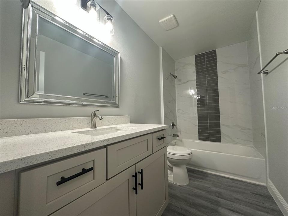 На продажу: $349,900 (3 спален, 2 ванн, 1548 Квадратных фут)