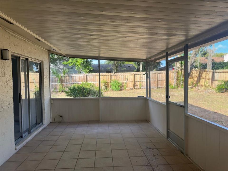 На продажу: $349,900 (3 спален, 2 ванн, 1548 Квадратных фут)