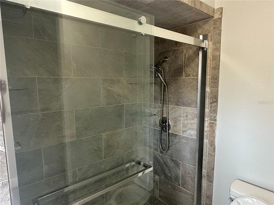 На продажу: $349,900 (3 спален, 2 ванн, 1548 Квадратных фут)