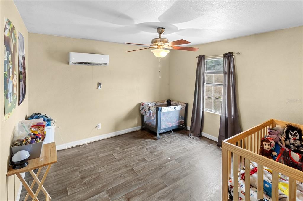 For Sale: $260,000 (4 beds, 2 baths, 1680 Square Feet)