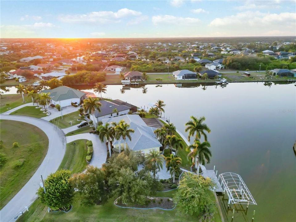 待售: $985,000 (3 贝兹, 3 浴室, 2920 平方英尺)