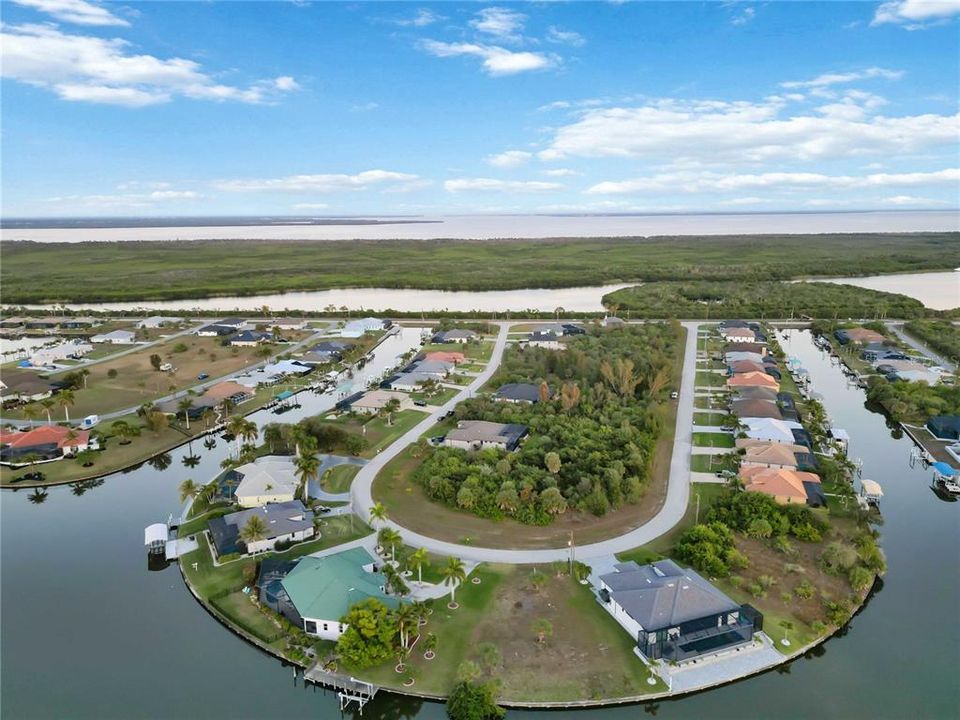 待售: $985,000 (3 贝兹, 3 浴室, 2920 平方英尺)