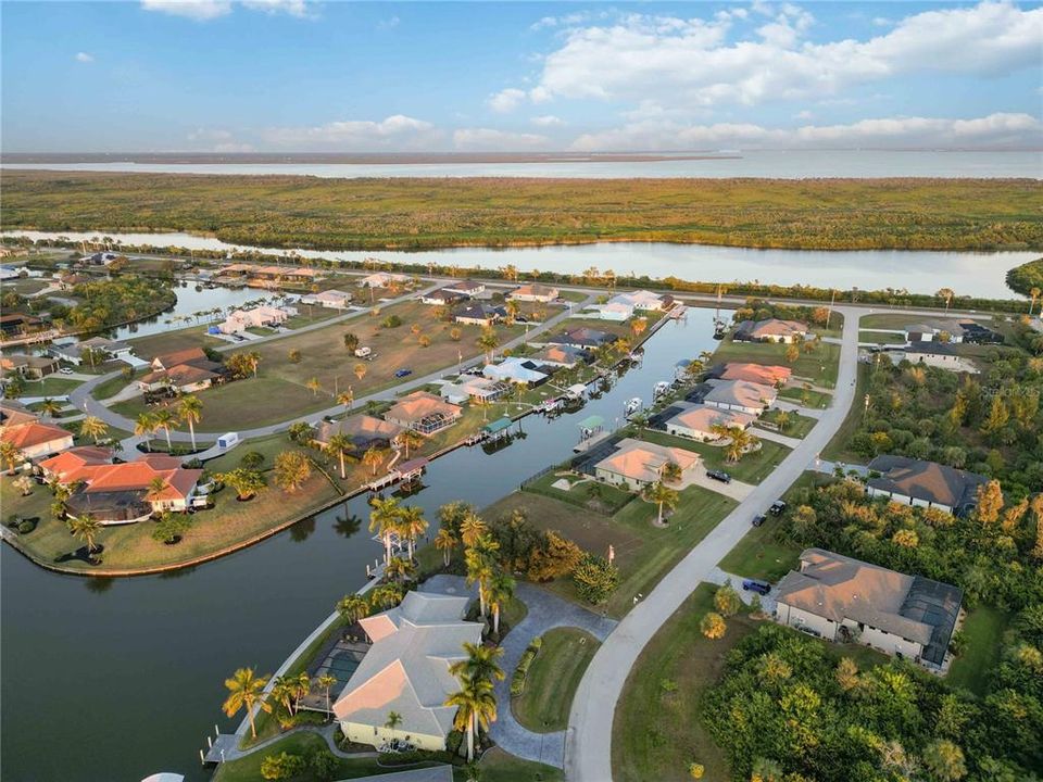 待售: $985,000 (3 贝兹, 3 浴室, 2920 平方英尺)