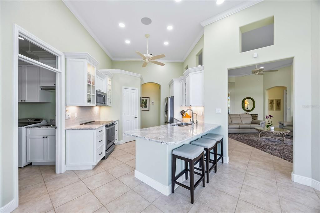 待售: $985,000 (3 贝兹, 3 浴室, 2920 平方英尺)