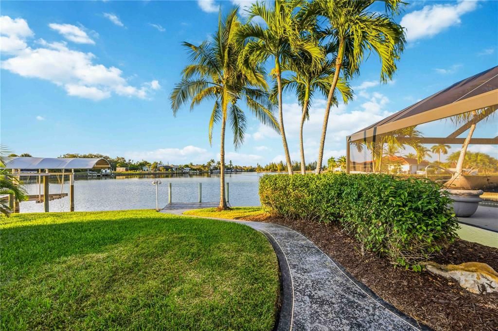 待售: $985,000 (3 贝兹, 3 浴室, 2920 平方英尺)