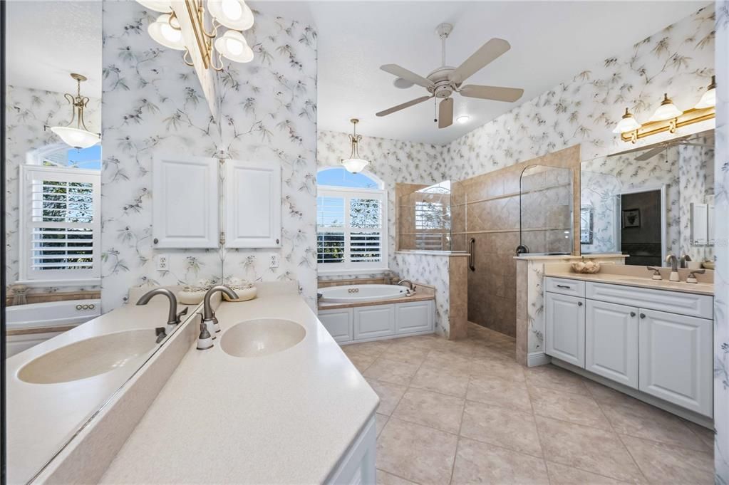 待售: $985,000 (3 贝兹, 3 浴室, 2920 平方英尺)