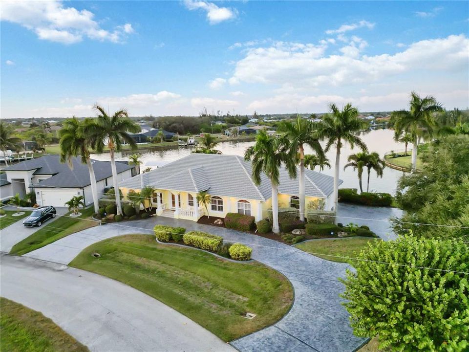 待售: $985,000 (3 贝兹, 3 浴室, 2920 平方英尺)