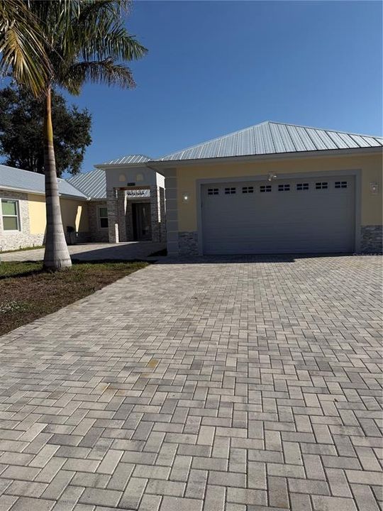 На продажу: $825,000 (5 спален, 3 ванн, 3492 Квадратных фут)