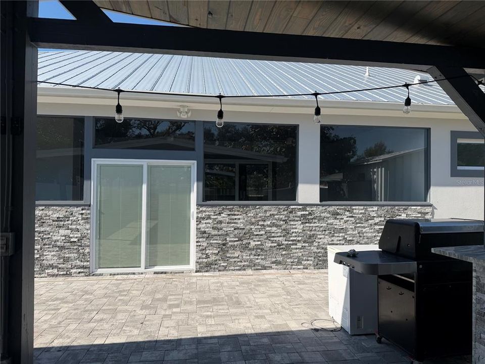 На продажу: $825,000 (5 спален, 3 ванн, 3492 Квадратных фут)