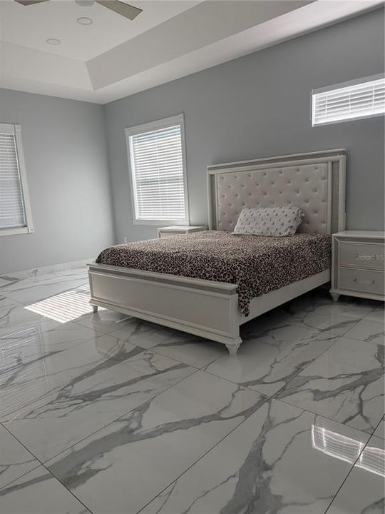 На продажу: $825,000 (5 спален, 3 ванн, 3492 Квадратных фут)