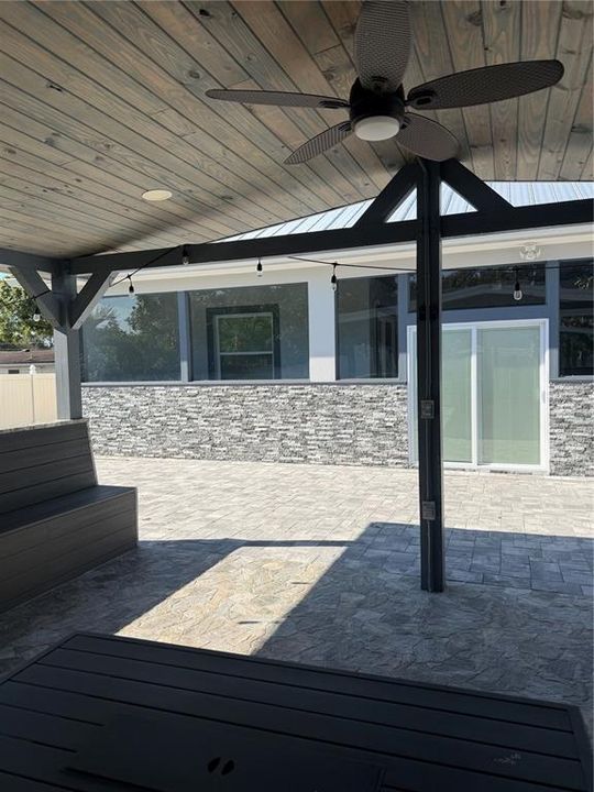 На продажу: $825,000 (5 спален, 3 ванн, 3492 Квадратных фут)