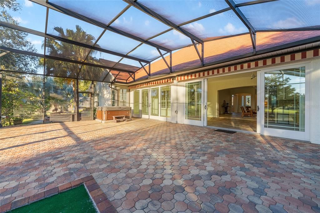 На продажу: $1,899,000 (4 спален, 2 ванн, 3865 Квадратных фут)