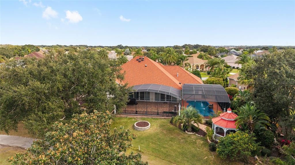 For Sale: $1,899,000 (4 beds, 2 baths, 3865 Square Feet)