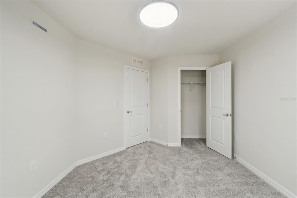 For Rent: $2,300 (3 beds, 2 baths, 1682 Square Feet)