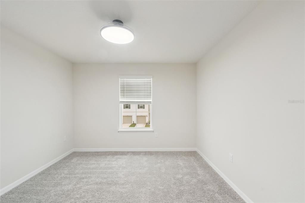 For Rent: $2,300 (3 beds, 2 baths, 1682 Square Feet)