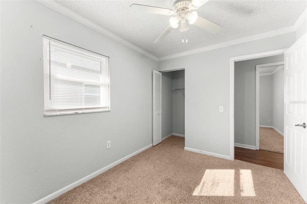 待售: $285,000 (3 贝兹, 1 浴室, 1200 平方英尺)