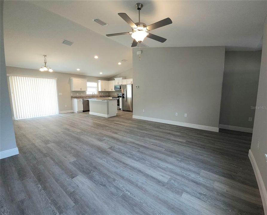 En Renta: $1,695 (3 camas, 2 baños, 1453 Pies cuadrados)