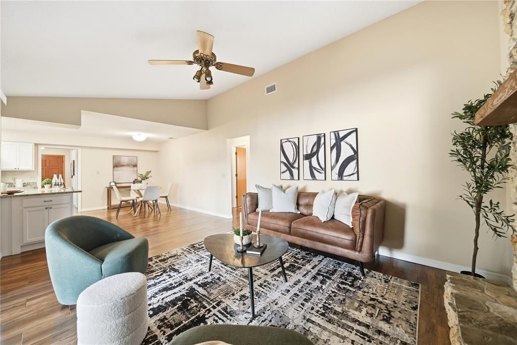 For Sale: $470,000 (3 beds, 2 baths, 1918 Square Feet)