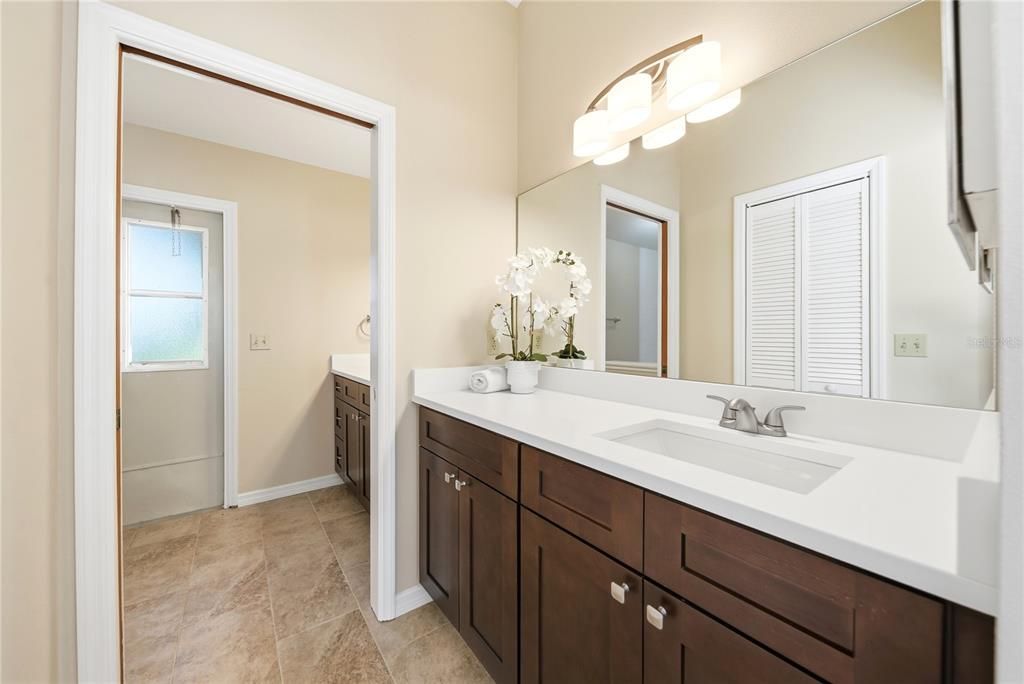 For Sale: $470,000 (3 beds, 2 baths, 1918 Square Feet)