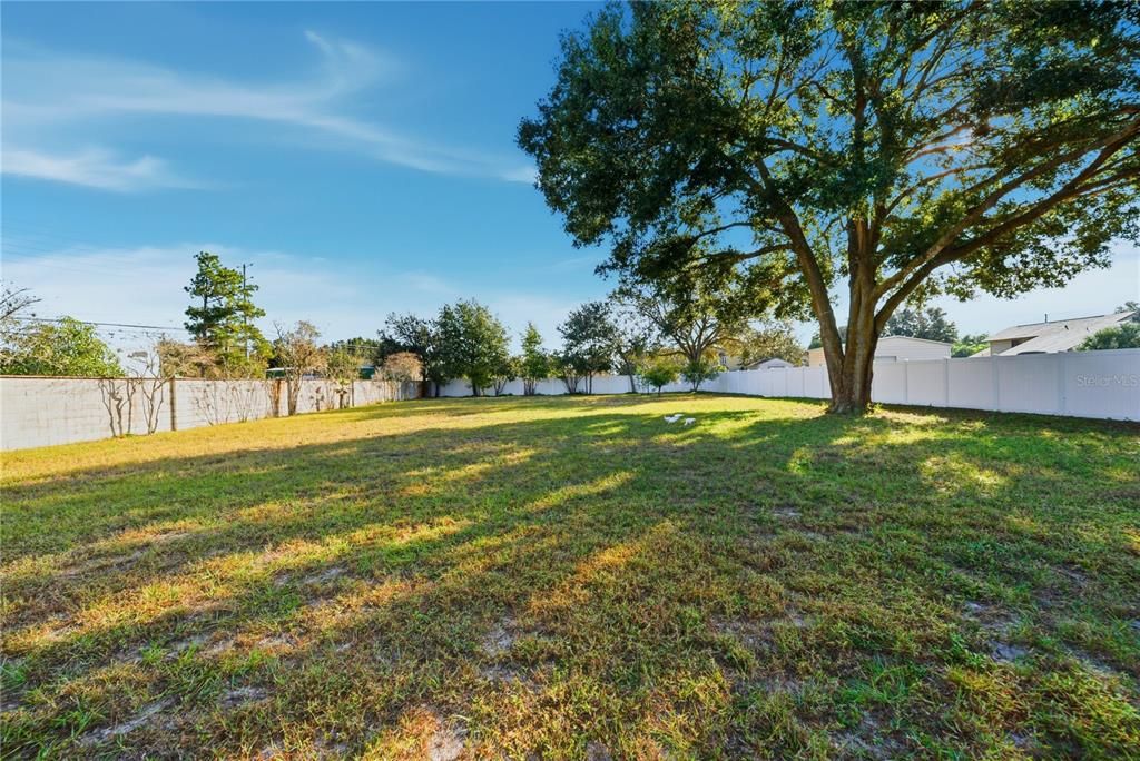 For Sale: $470,000 (3 beds, 2 baths, 1918 Square Feet)