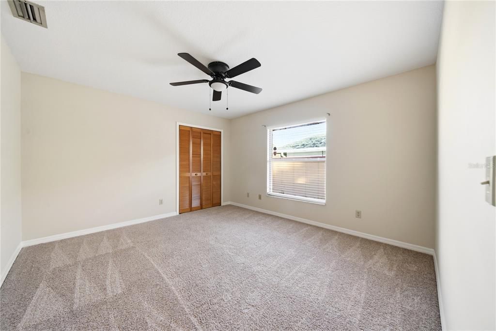 For Sale: $470,000 (3 beds, 2 baths, 1918 Square Feet)