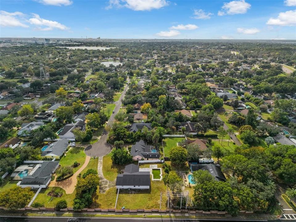 For Sale: $359,900 (4 beds, 2 baths, 2076 Square Feet)