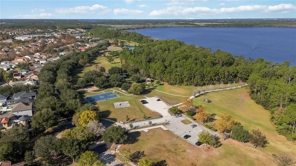 待售: $425,000 (4 贝兹, 2 浴室, 2552 平方英尺)