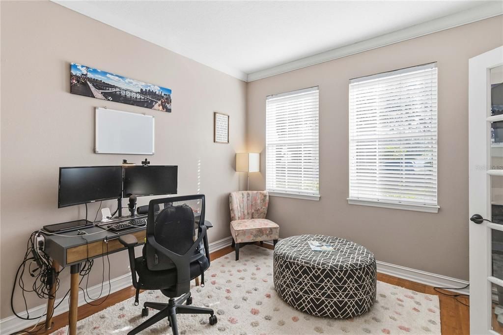 待售: $425,000 (4 贝兹, 2 浴室, 2552 平方英尺)