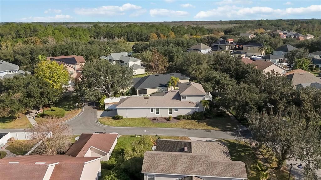 待售: $425,000 (4 贝兹, 2 浴室, 2552 平方英尺)