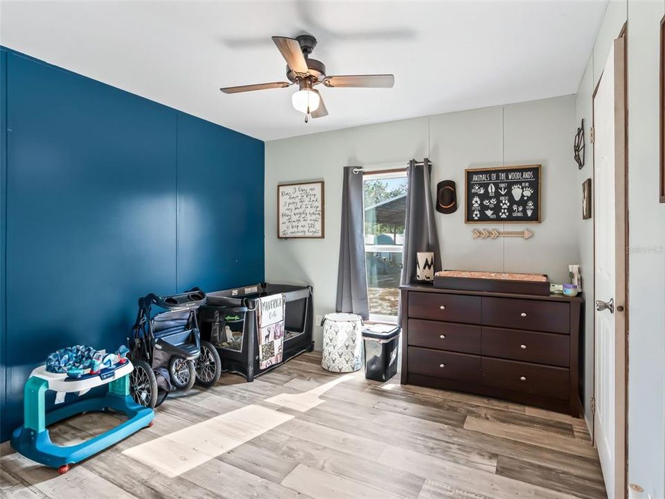 For Sale: $395,000 (5 beds, 3 baths, 1920 Square Feet)