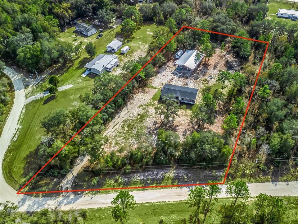 For Sale: $395,000 (5 beds, 3 baths, 1920 Square Feet)