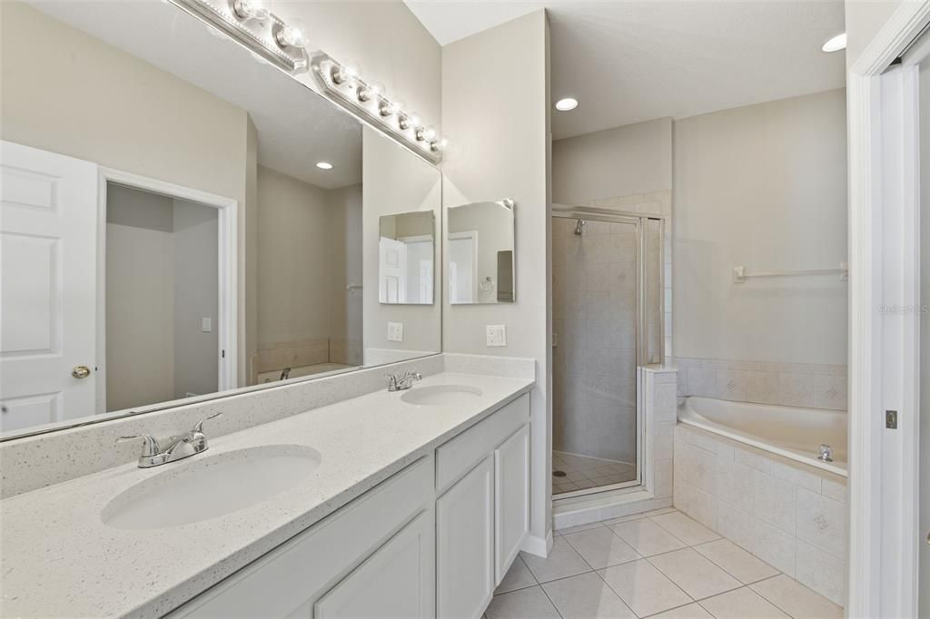 待售: $319,900 (3 贝兹, 2 浴室, 1386 平方英尺)