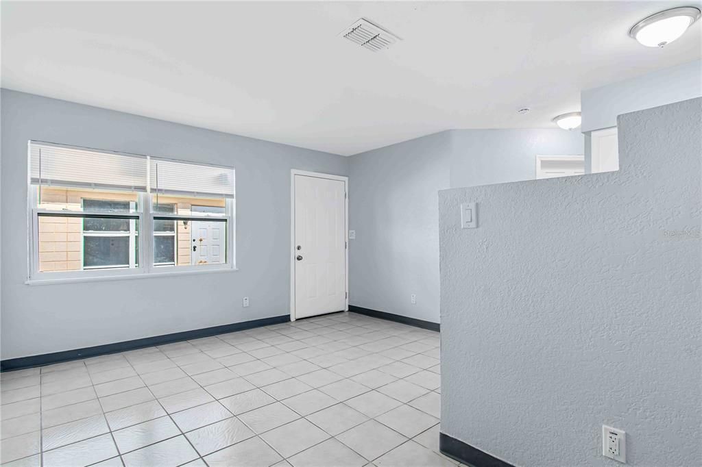 В аренду: $1,500 (1 спален, 1 ванн, 500 Квадратных фут)