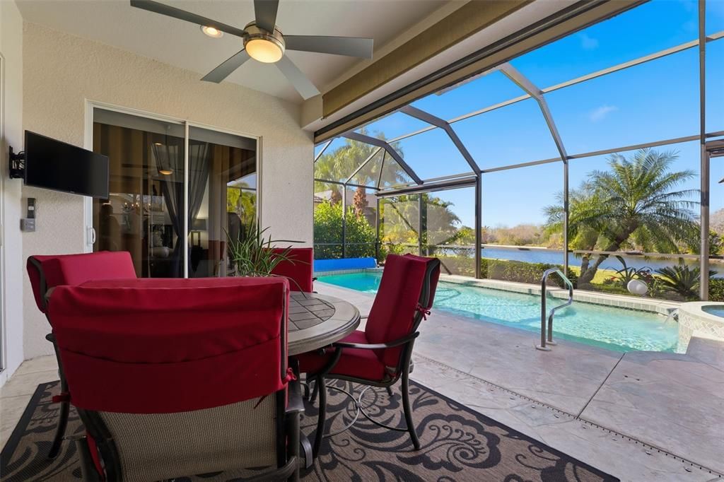 На продажу: $449,000 (3 спален, 2 ванн, 1823 Квадратных фут)