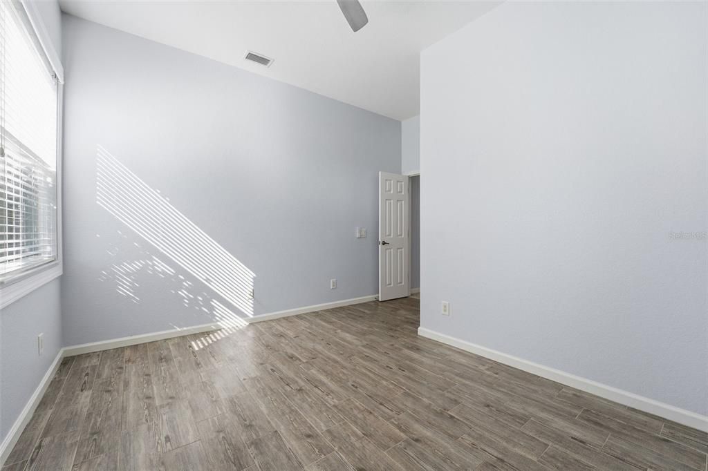 На продажу: $449,000 (3 спален, 2 ванн, 1823 Квадратных фут)