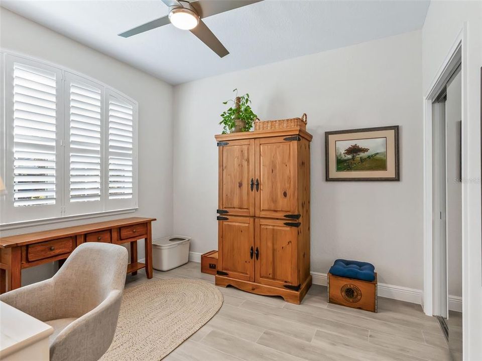 待售: $438,672 (4 贝兹, 2 浴室, 1796 平方英尺)