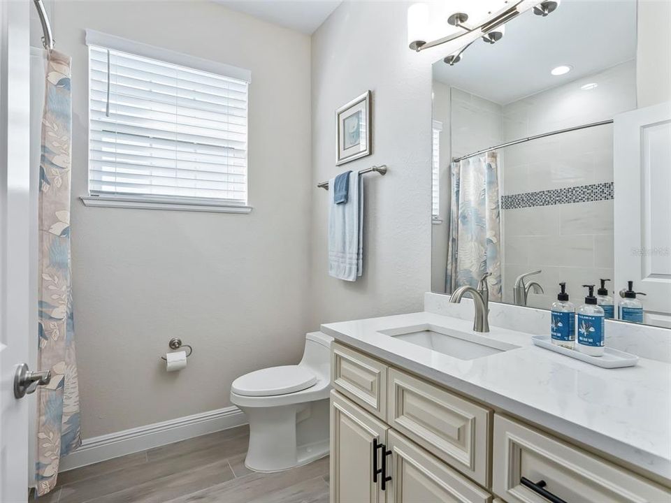 待售: $438,672 (4 贝兹, 2 浴室, 1796 平方英尺)