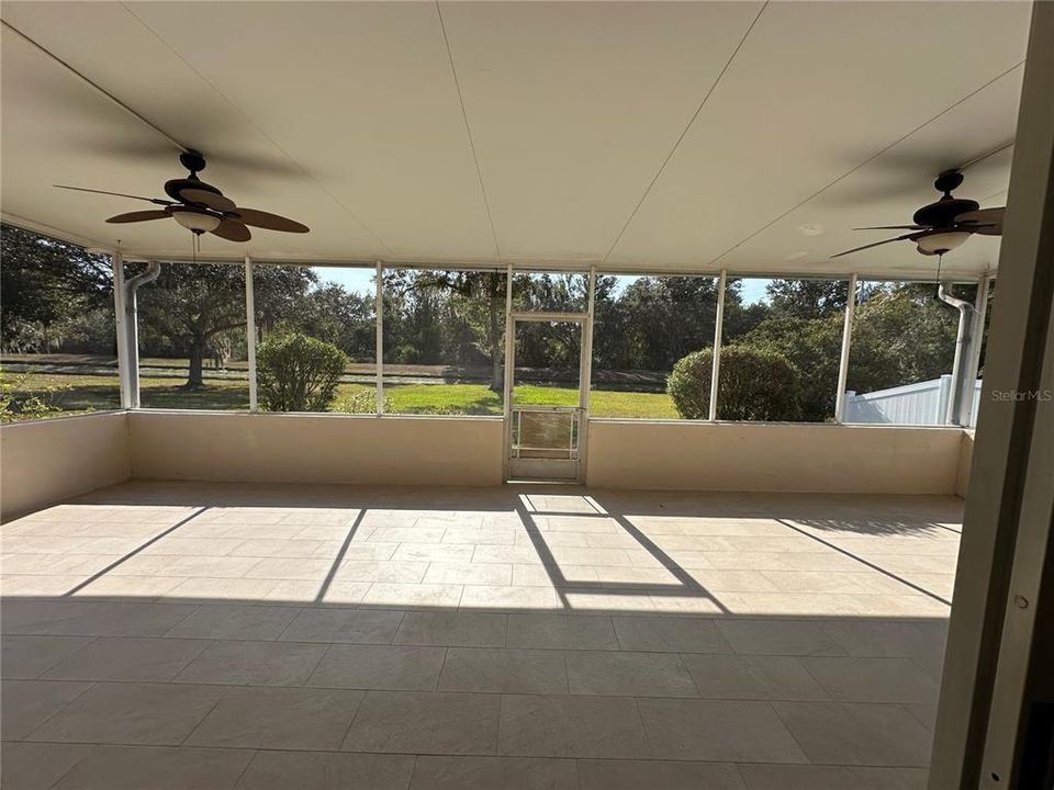 待售: $390,000 (4 贝兹, 2 浴室, 1675 平方英尺)